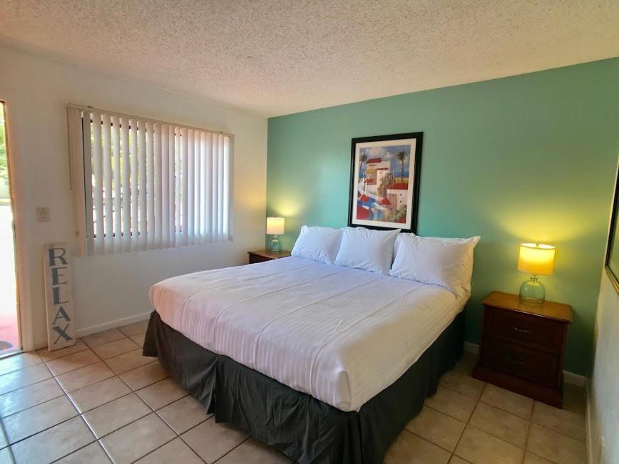 Sunny Palms Inn Lake Worth Beach Buitenkant foto