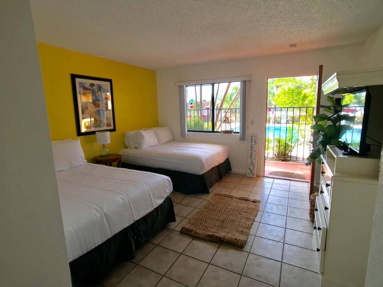 Sunny Palms Inn Lake Worth Beach Buitenkant foto